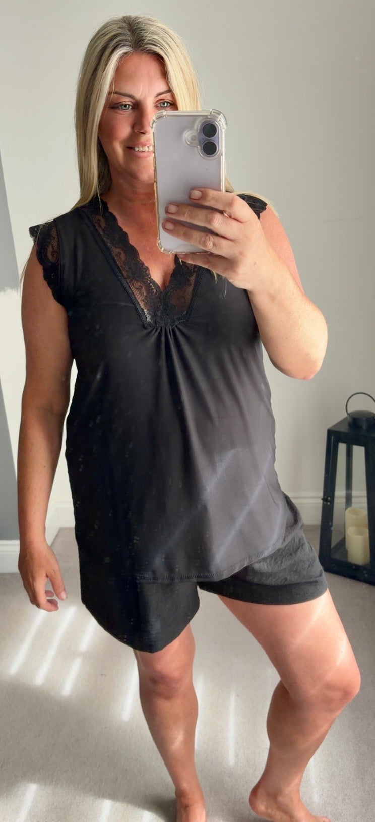 Caharlotte Lace Vest