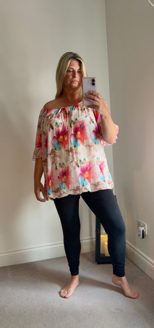 Mary Top