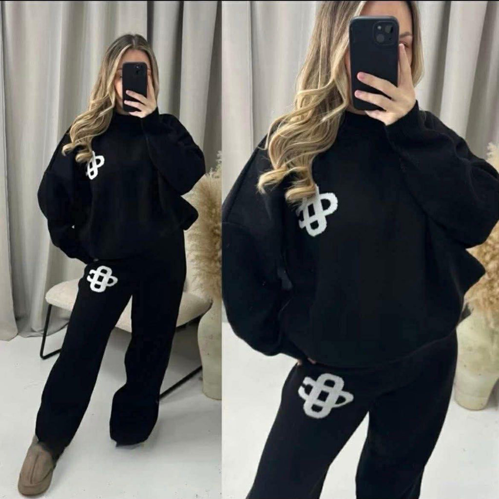 Black Symbol Knitted Lounge Set